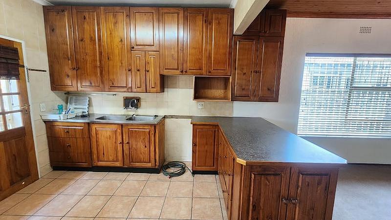 2 Bedroom Property for Sale in Albemarle Gauteng