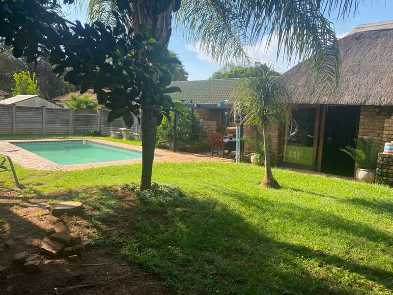 4 Bedroom Property for Sale in Doornpoort Gauteng