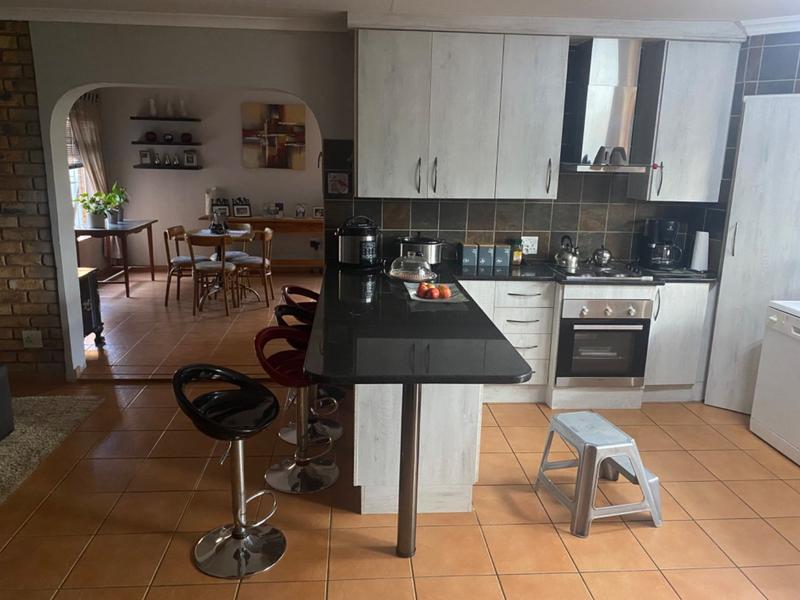 4 Bedroom Property for Sale in Doornpoort Gauteng