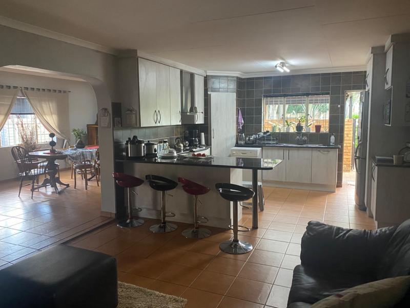 4 Bedroom Property for Sale in Doornpoort Gauteng