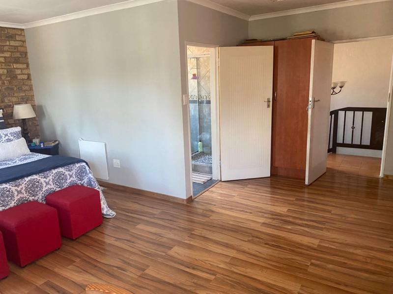 4 Bedroom Property for Sale in Doornpoort Gauteng