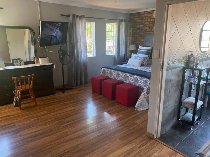 4 Bedroom Property for Sale in Doornpoort Gauteng