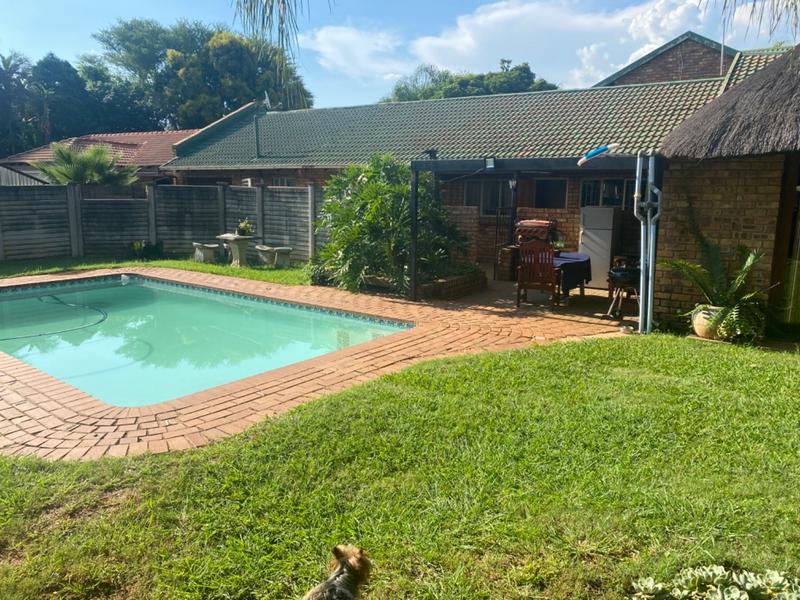 4 Bedroom Property for Sale in Doornpoort Gauteng
