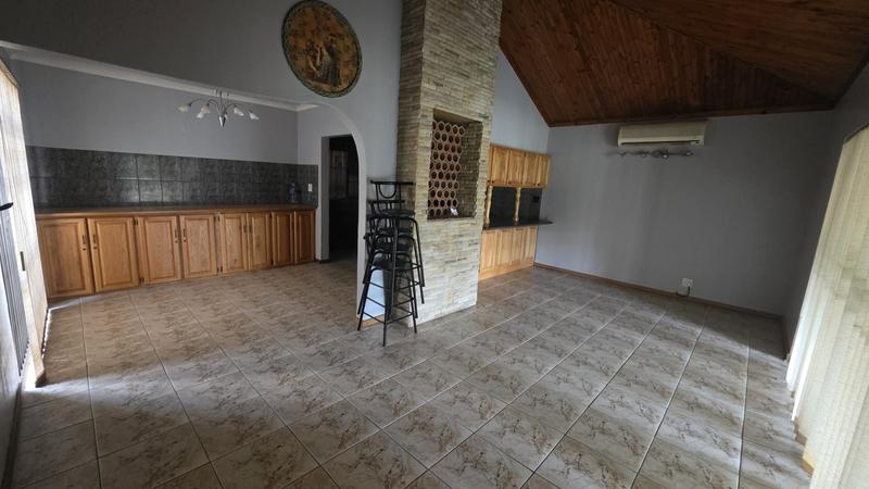 4 Bedroom Property for Sale in Sinoville Gauteng
