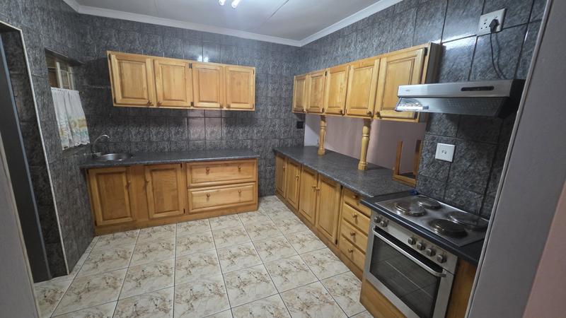 4 Bedroom Property for Sale in Sinoville Gauteng