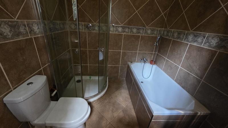 4 Bedroom Property for Sale in Sinoville Gauteng
