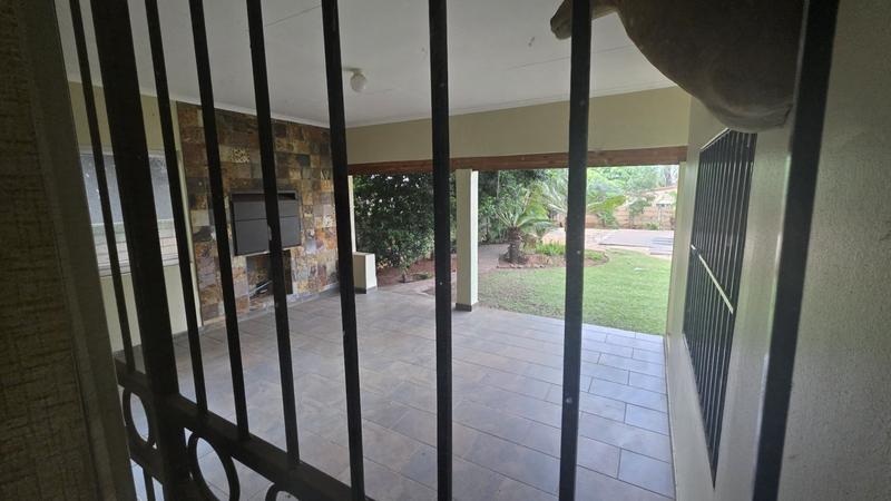 4 Bedroom Property for Sale in Sinoville Gauteng