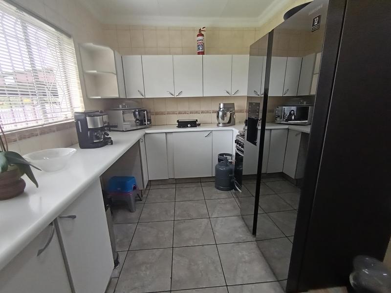 4 Bedroom Property for Sale in Marlands Gauteng