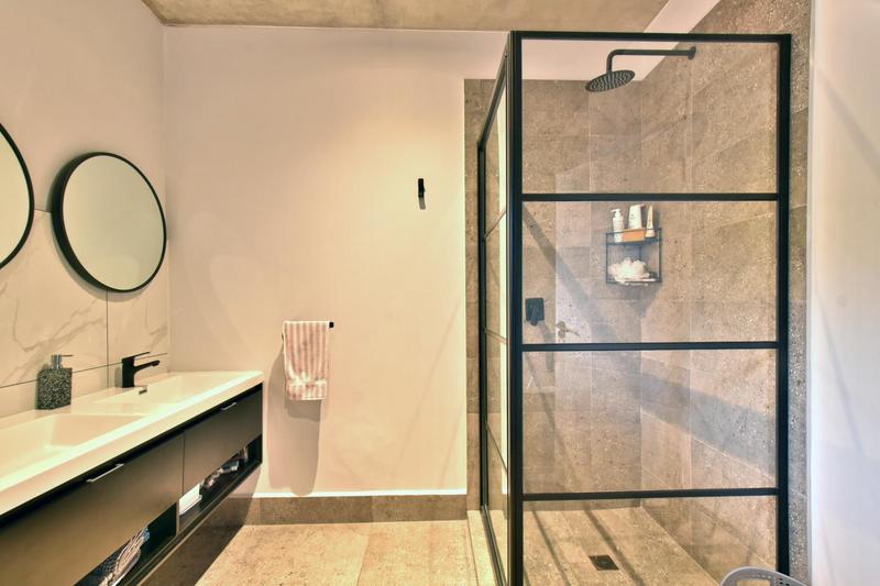 2 Bedroom Property for Sale in Hyde Park Gauteng