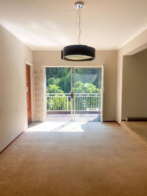 3 Bedroom Property for Sale in Helderkruin Gauteng