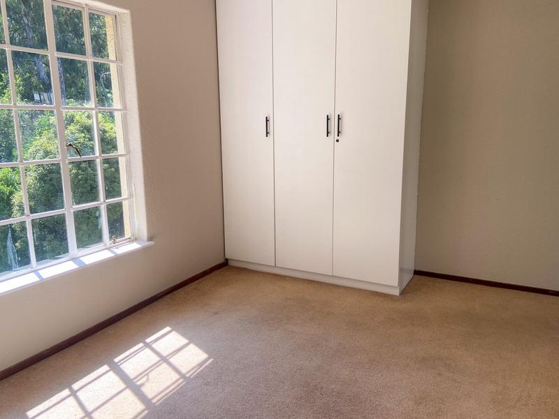 3 Bedroom Property for Sale in Helderkruin Gauteng