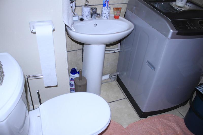 2 Bedroom Property for Sale in Jabulani Gauteng