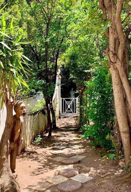 To Let 5 Bedroom Property for Rent in Sandown Gauteng