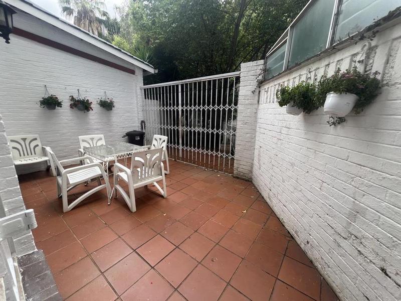 To Let 5 Bedroom Property for Rent in Sandown Gauteng