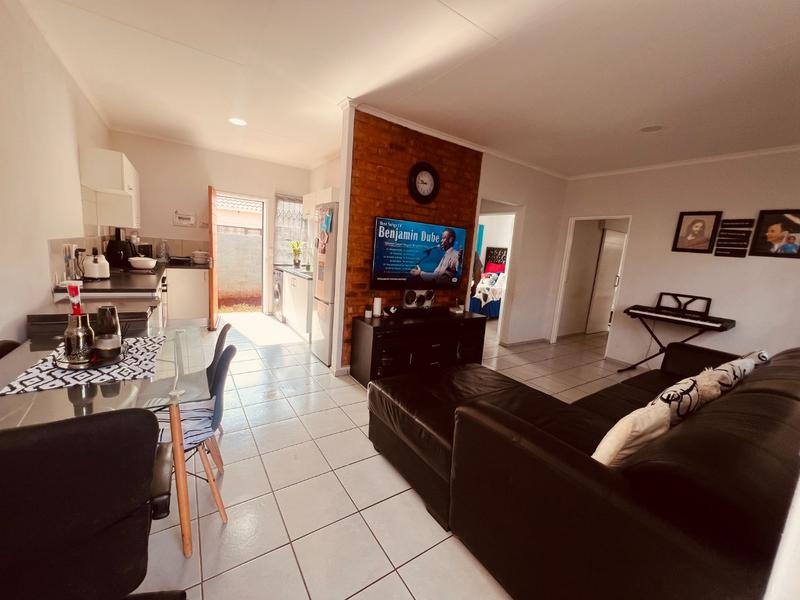 2 Bedroom Property for Sale in Clarina Gauteng