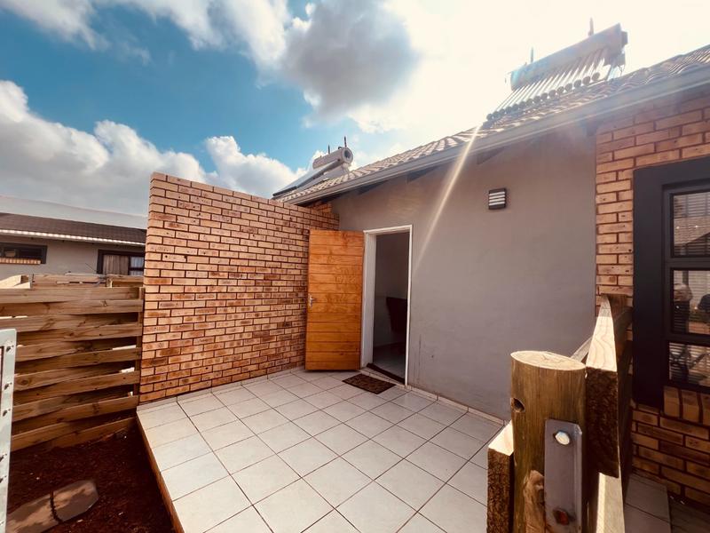 2 Bedroom Property for Sale in Clarina Gauteng