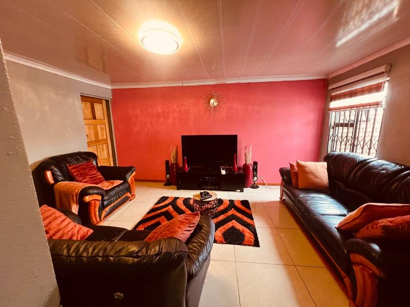 3 Bedroom Property for Sale in The Orchards Gauteng