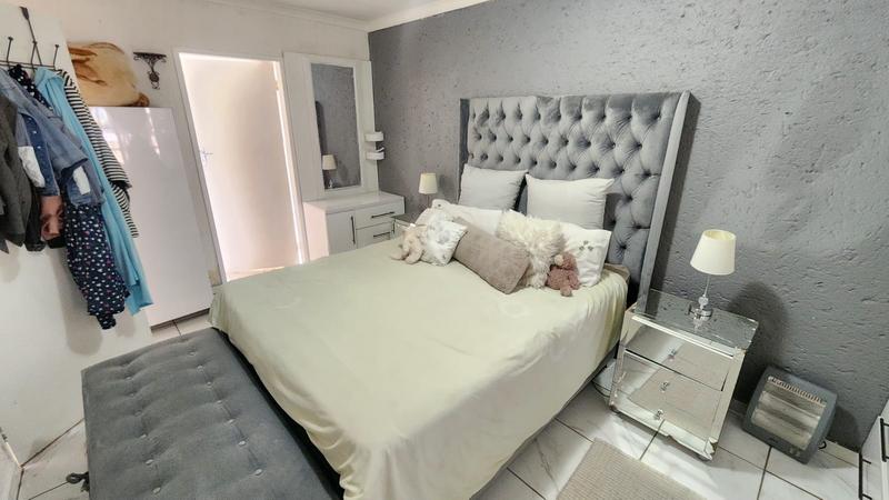 2 Bedroom Property for Sale in Bassonia Gauteng