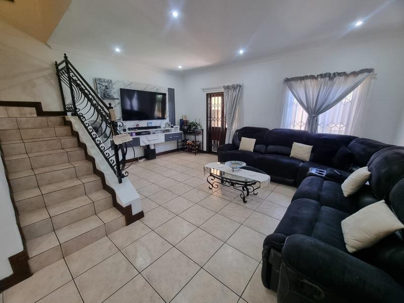 2 Bedroom Property for Sale in Bassonia Gauteng
