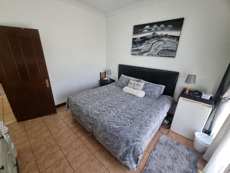 2 Bedroom Property for Sale in Bassonia Gauteng