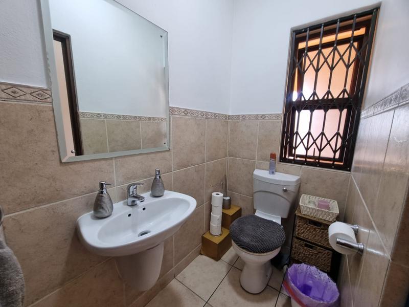2 Bedroom Property for Sale in Bassonia Gauteng