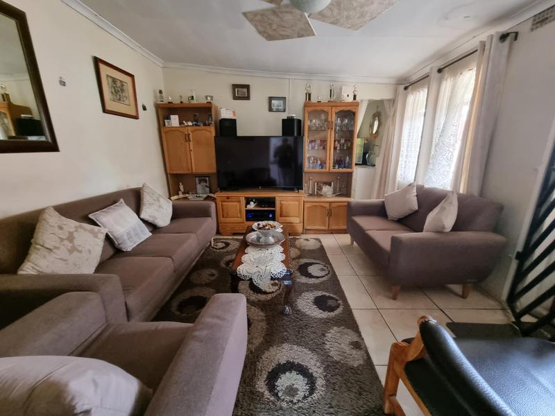 5 Bedroom Property for Sale in South Hills Gauteng
