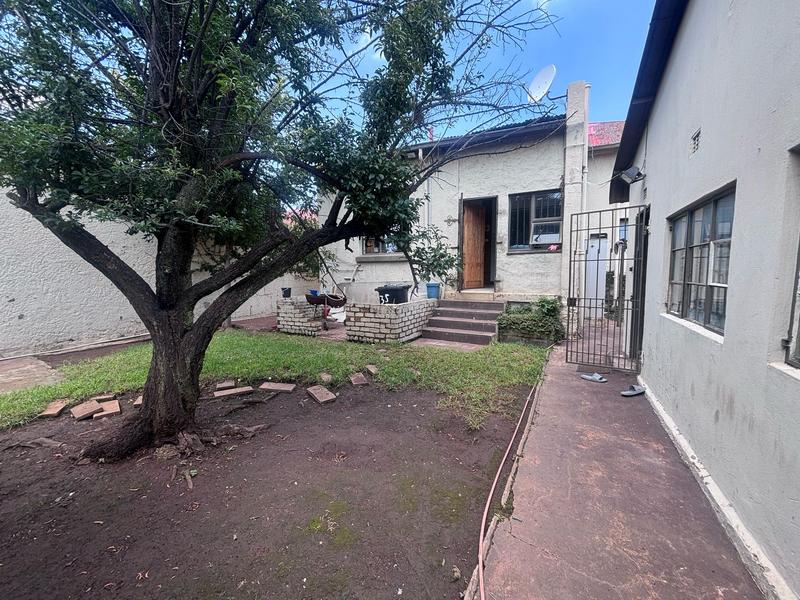 5 Bedroom Property for Sale in Brixton Gauteng
