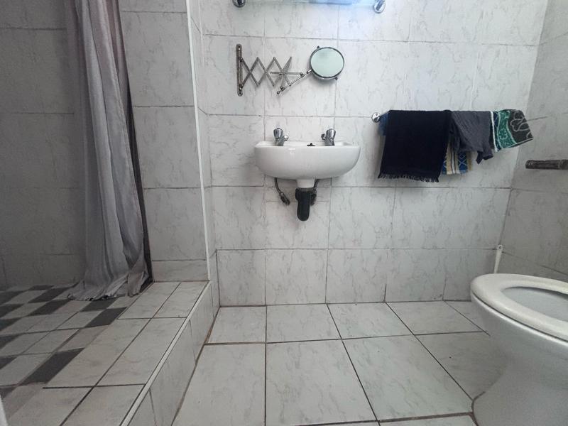 5 Bedroom Property for Sale in Brixton Gauteng