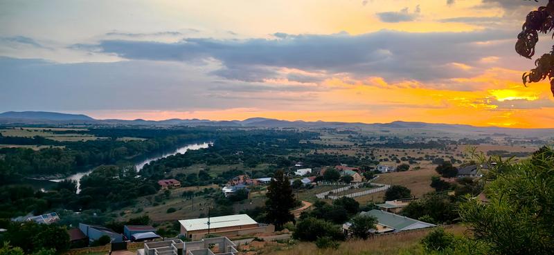 0 Bedroom Property for Sale in Vaaloewer Gauteng