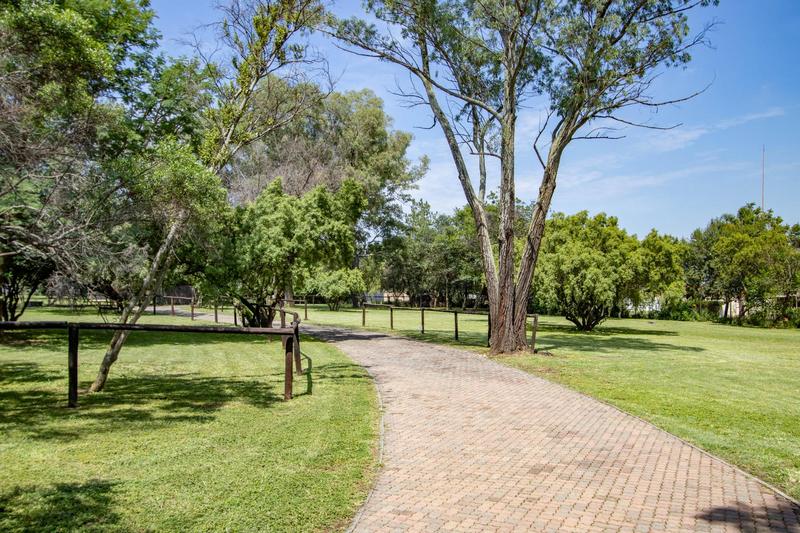 4 Bedroom Property for Sale in Beaulieu Gauteng