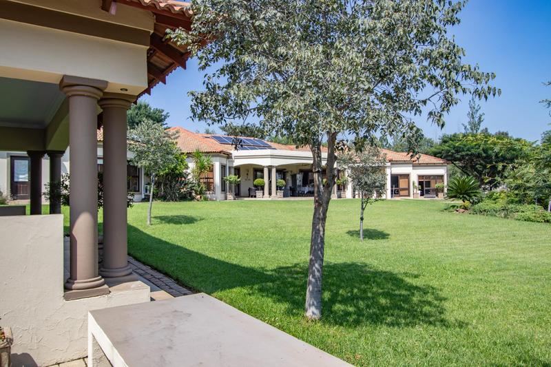 5 Bedroom Property for Sale in Blue Hills Country Estate Gauteng