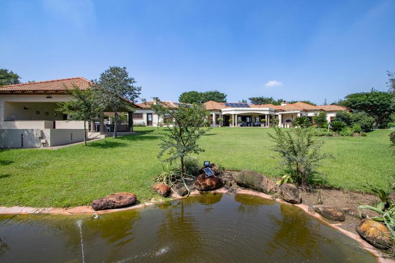 5 Bedroom Property for Sale in Blue Hills Country Estate Gauteng