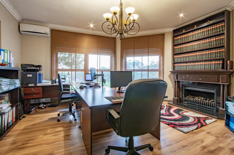 5 Bedroom Property for Sale in Blue Hills Country Estate Gauteng