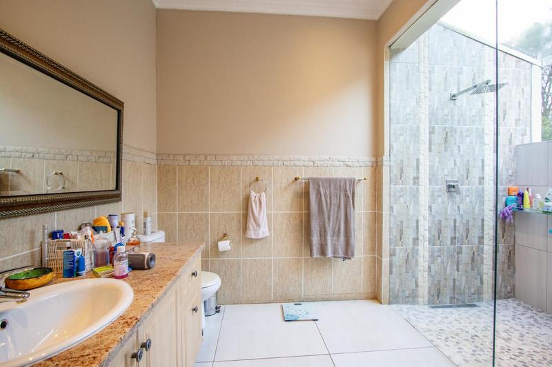 5 Bedroom Property for Sale in Blue Hills Country Estate Gauteng