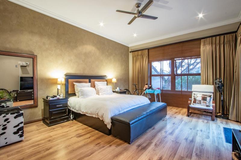 5 Bedroom Property for Sale in Blue Hills Country Estate Gauteng