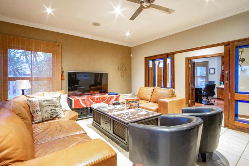 5 Bedroom Property for Sale in Blue Hills Country Estate Gauteng
