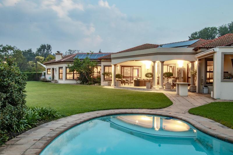 5 Bedroom Property for Sale in Blue Hills Country Estate Gauteng