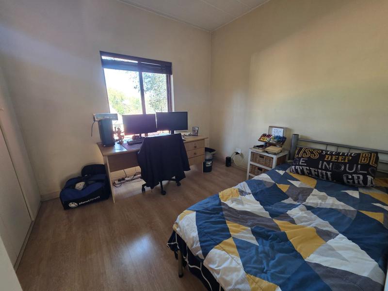 2 Bedroom Property for Sale in Sunninghill Gauteng