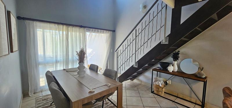 To Let 1 Bedroom Property for Rent in Pineslopes Gauteng