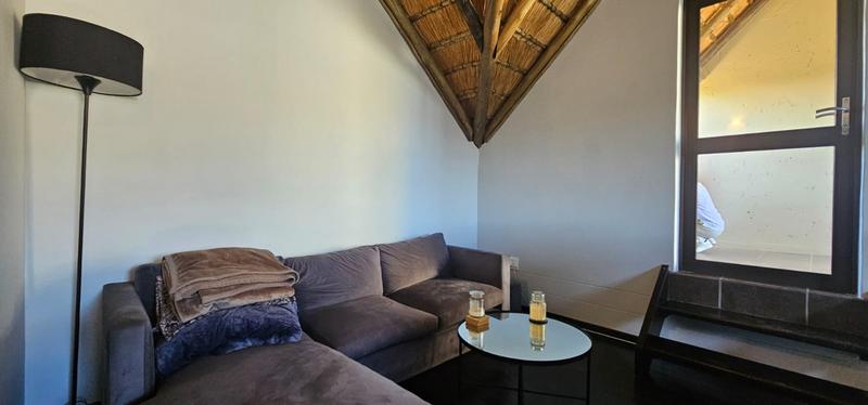 To Let 1 Bedroom Property for Rent in Pineslopes Gauteng