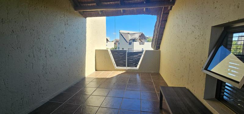 To Let 1 Bedroom Property for Rent in Pineslopes Gauteng