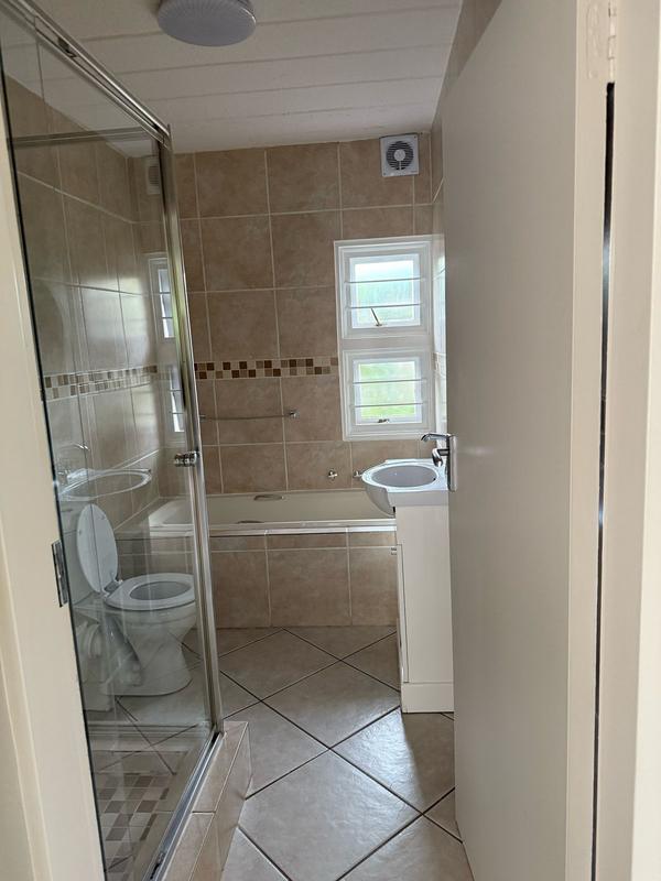To Let 2 Bedroom Property for Rent in Sandown Gauteng