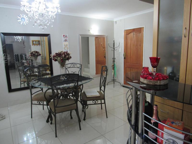 3 Bedroom Property for Sale in La Montagne Gauteng