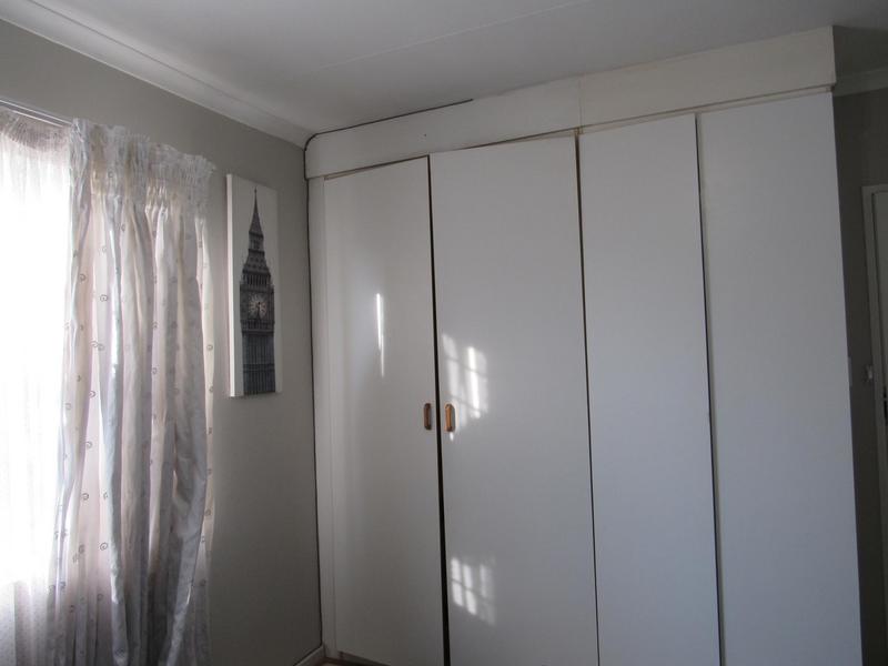 3 Bedroom Property for Sale in La Montagne Gauteng
