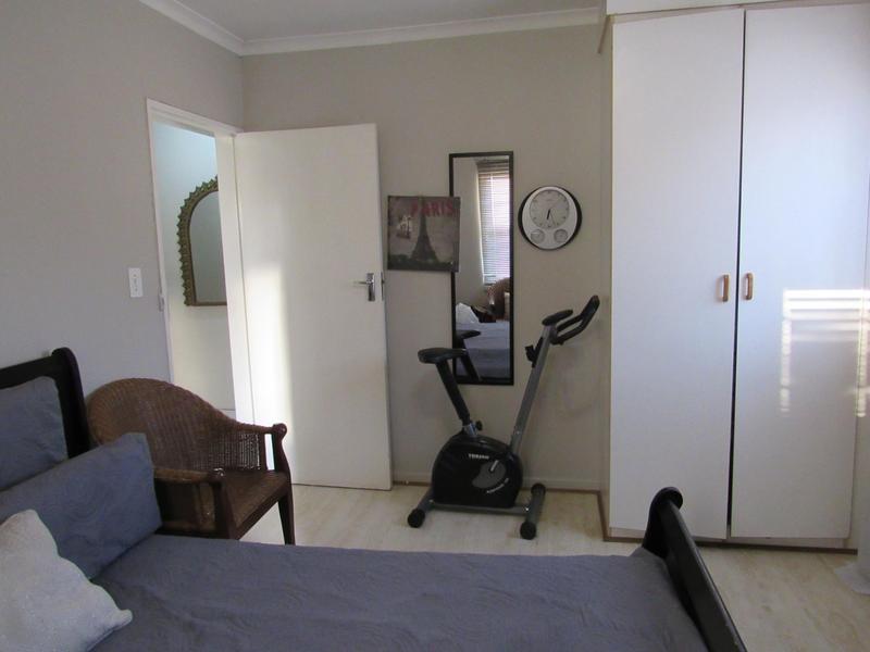 3 Bedroom Property for Sale in La Montagne Gauteng