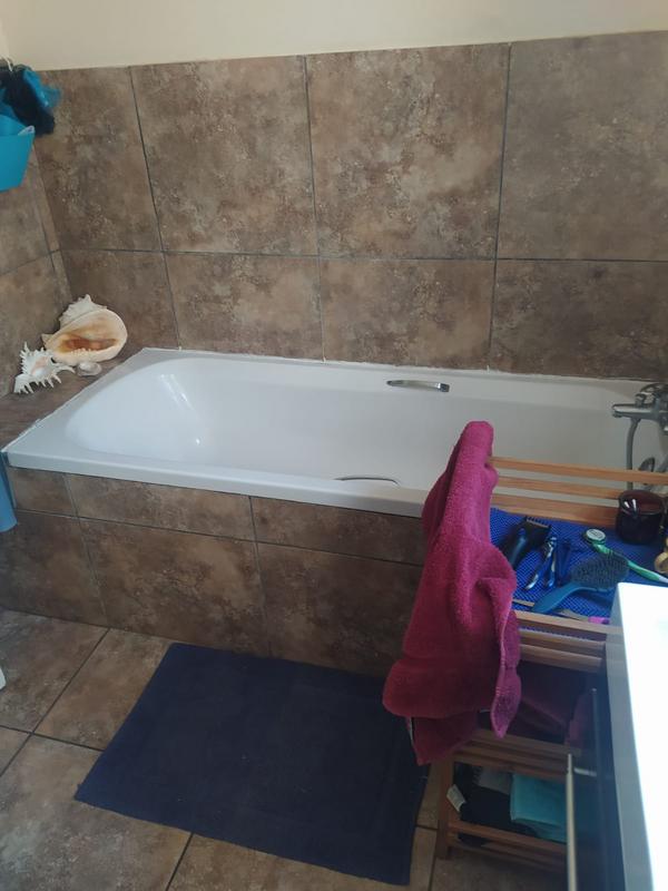 To Let 3 Bedroom Property for Rent in Die Wilgers Gauteng
