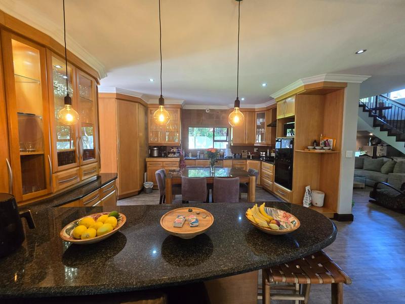 To Let 4 Bedroom Property for Rent in Midstream Estate Gauteng