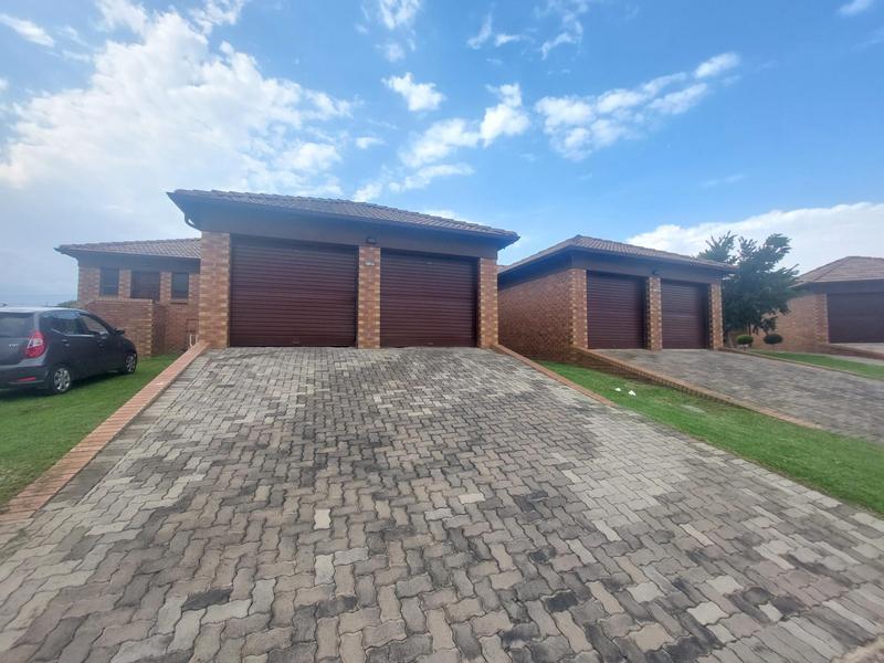 3 Bedroom Property for Sale in Thatch Hill Estate Gauteng