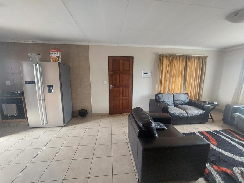 3 Bedroom Property for Sale in Thatch Hill Estate Gauteng