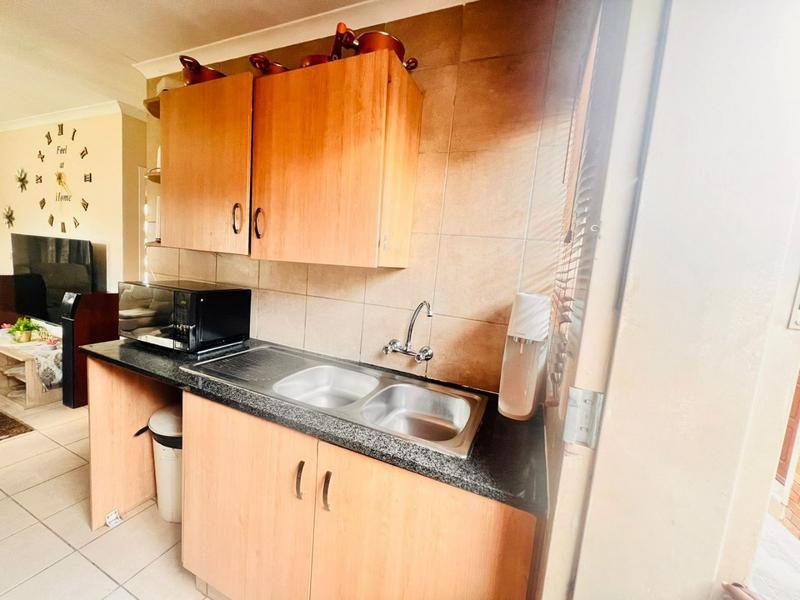 3 Bedroom Property for Sale in Thatch Hill Estate Gauteng